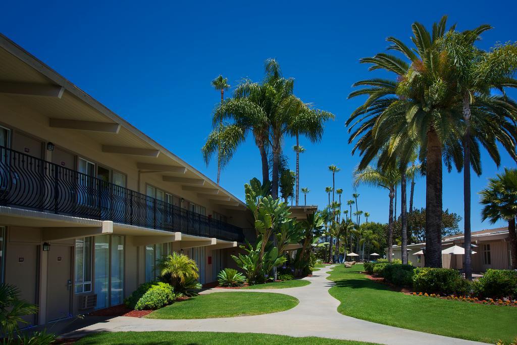 Ramada By Wyndham San Diego North Hotel & Conference Center 外观 照片
